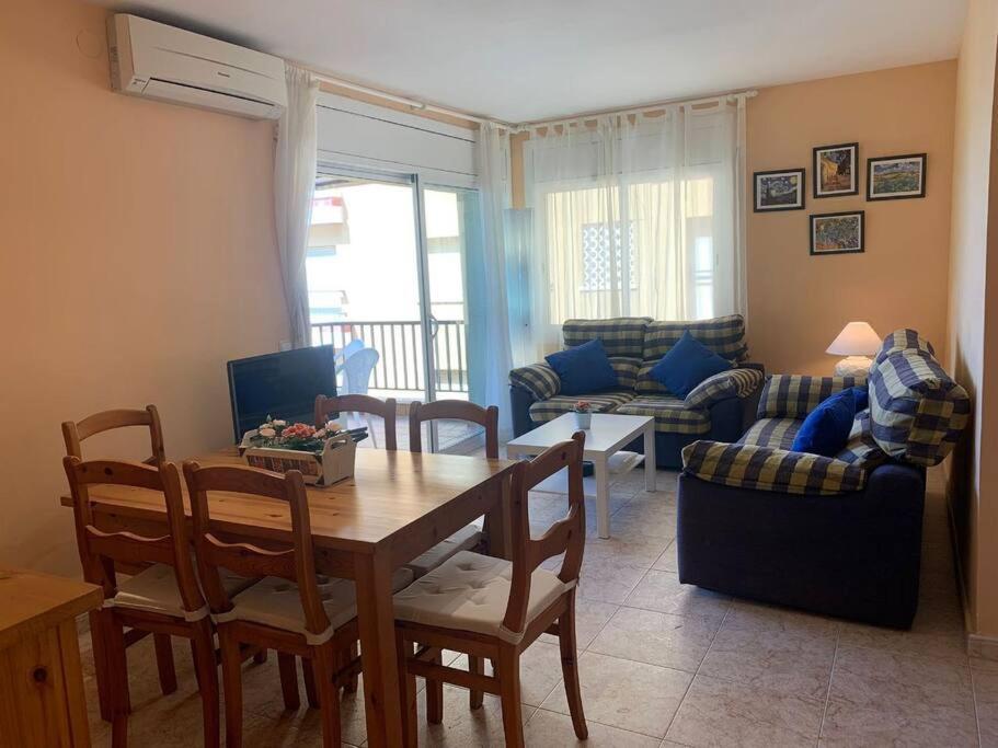 Apartamento Primera Linea De Playa Port-Segur Segur de Calafell Exterior photo